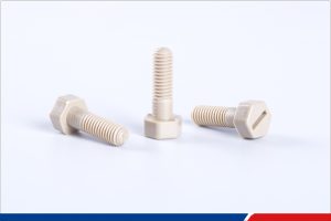 Tornillo de cabeza hexagonal ranurada PEEK