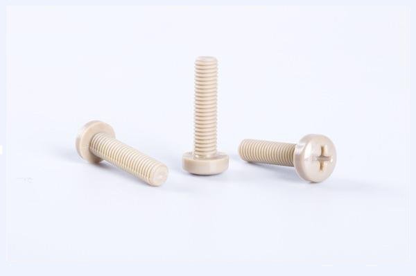Tornillo PEEK Cabeza Redonda Cruz
