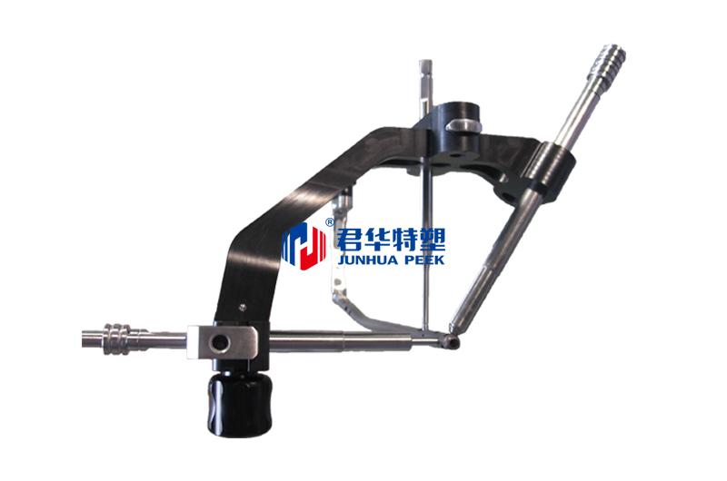 Cuerpo de soporte lateral de PEEK para clavo intramedular tibial