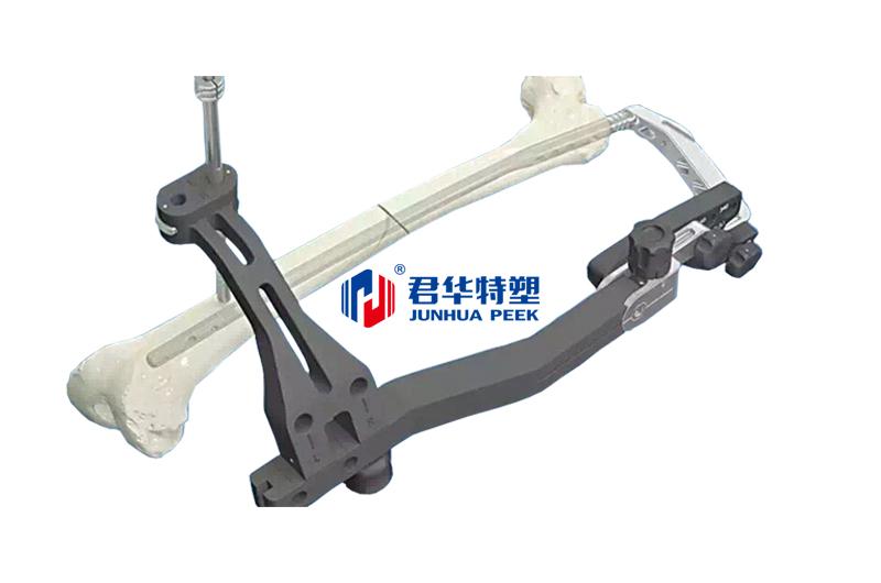 Soporte de puntería PEEK para enclavamiento distal