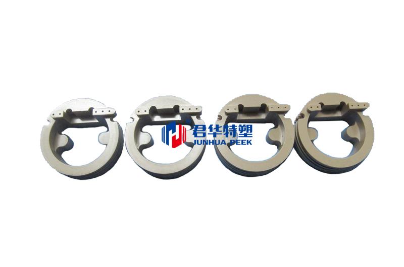 Esqueleto aislante de PEEK