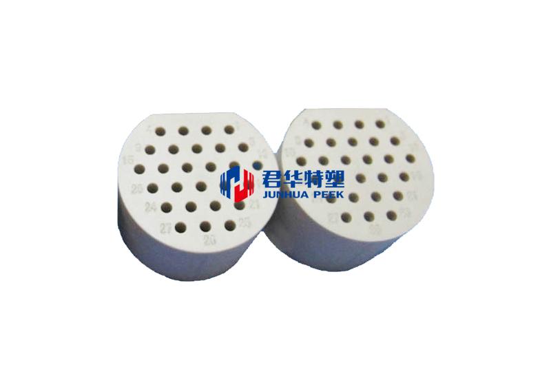 Conectadores Aislados de PEEK