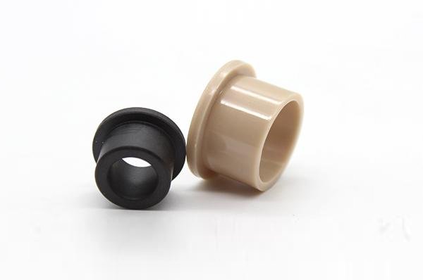 Manguito pequeño de PEEK (con brida)