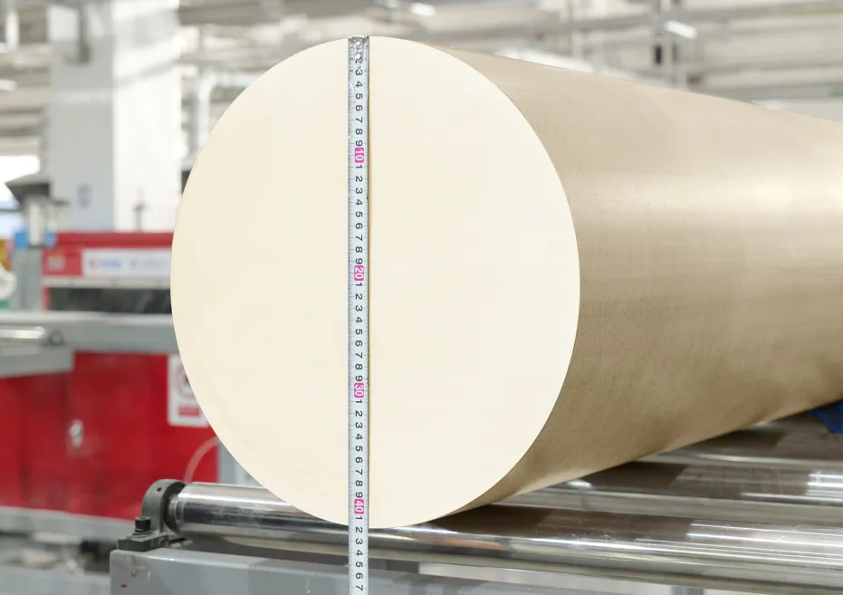 Gran avance tecnológico | Junhua HPP Technical Plastics extruye con éxito una barra de PEEK puro de Φ410mm